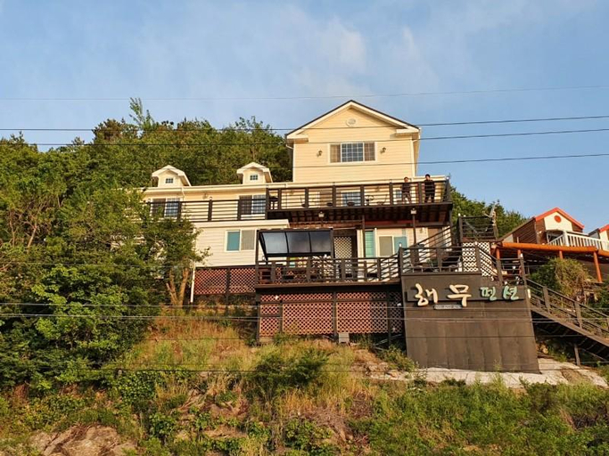 Others 5, Tongyeong Haemu Pension, Tongyeong