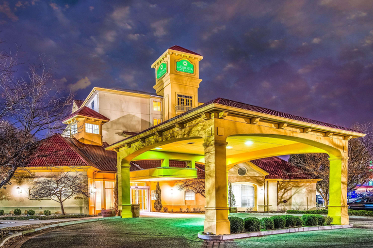 La Quinta Inn & Suites by Wyndham Colorado Springs South AP, El Paso