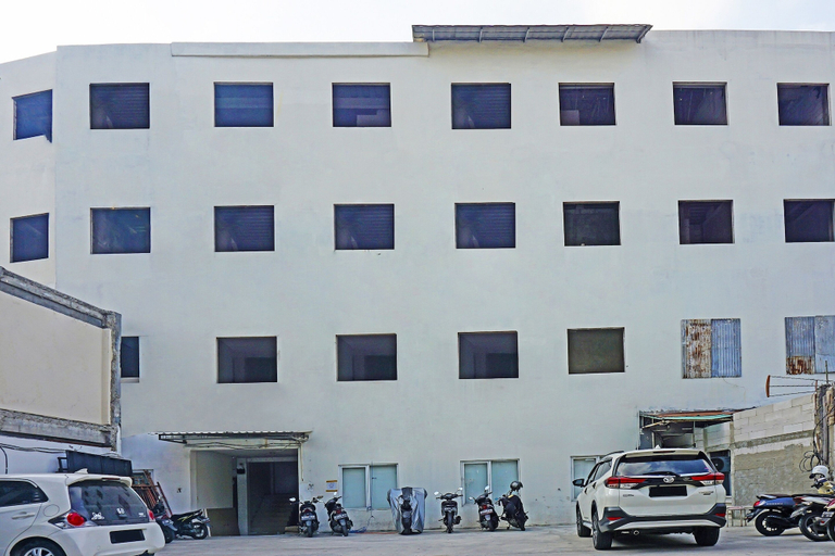 Exterior & Views, OYO 91455 New Hotelo, North Jakarta