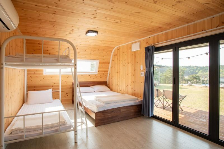 Bedroom, Yangyang Camp Animal Pension, Yangyang