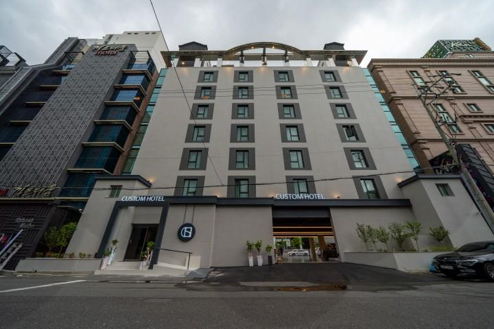 Ulsan Custom Hotel, Jung