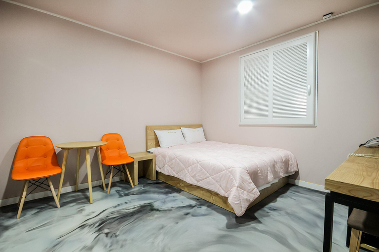 Bedroom, Yeosu Kingdom, Yeosu