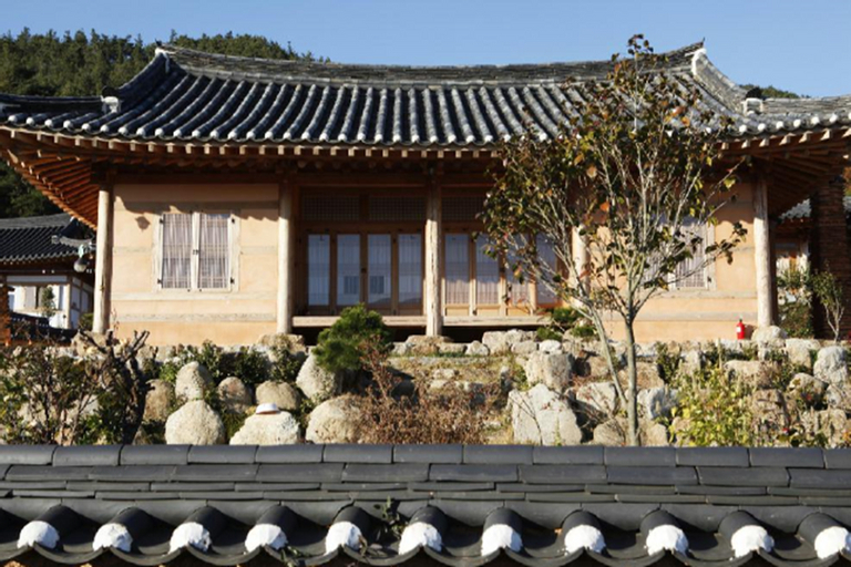 Exterior view 5, Gurye Unjoru Makdungi Hanok Stay, Gurye