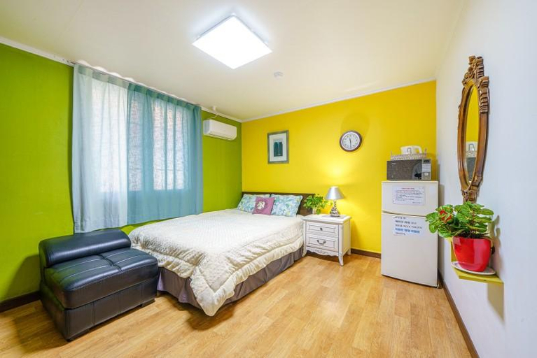 Bedroom 2, Muju Sansaesori Pension, Muju