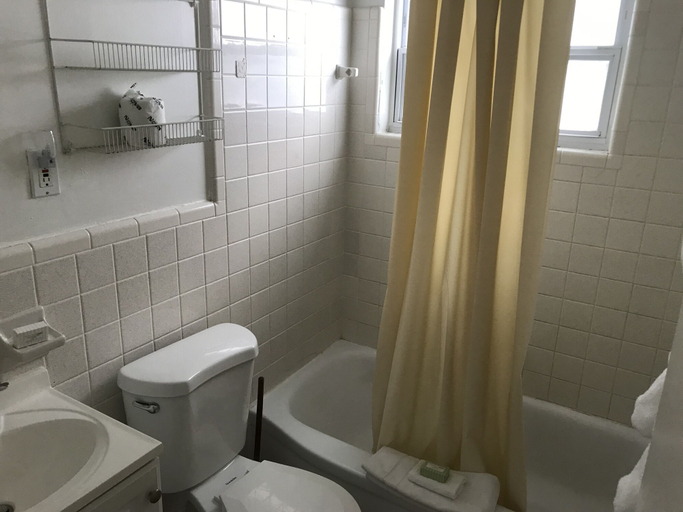 Bathroom 5, Miramar Resort Part Of JDV By Hyatt, Pinellas