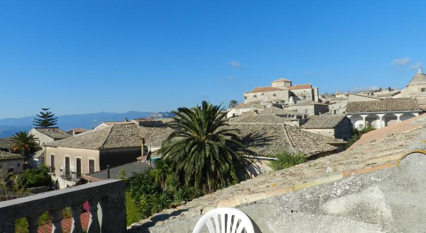 Exterior & Views 1, Palazzo Caracciolo, Reggio Di Calabria