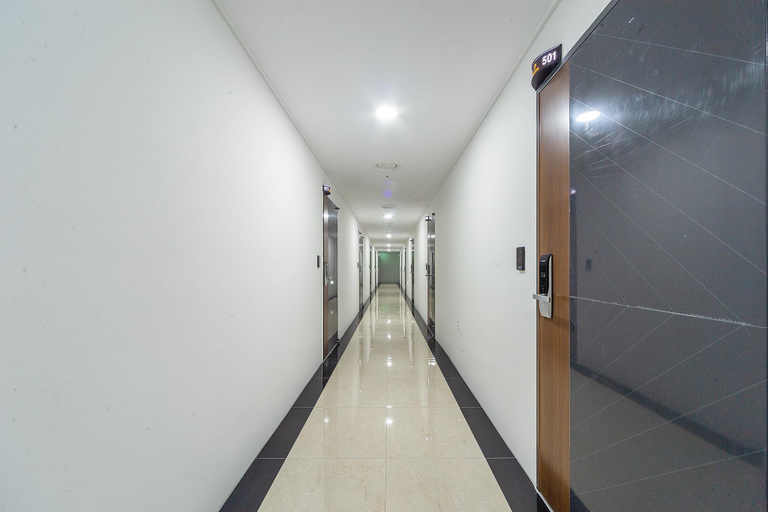 Others, Yeosu Hotel (SOO), Yeosu