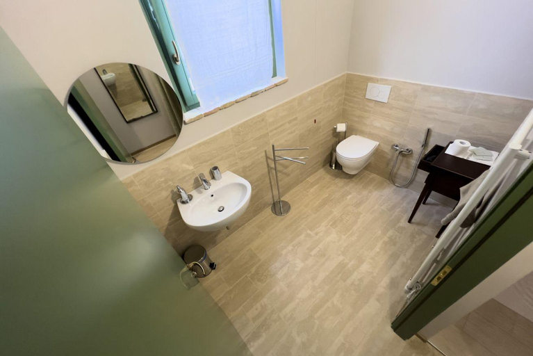Bathroom 4, Relais Cocci Grifoni - Panoramic Wine Resort, Ascoli Piceno