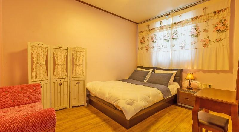 Bedroom 1, Hoengseong Winter Travel Pension, Hoengseong