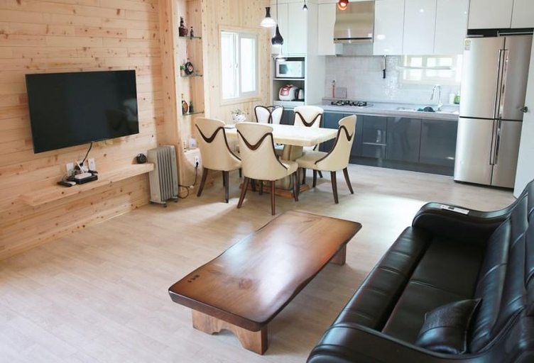 Others 3, B&B Pension between Damyang Bamboo Forest, Damyang
