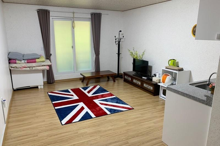 Bedroom 4, Pocheon Baegun Healing Valley Pension, Cheorwon