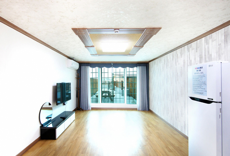Others 3, Yeosu, Our Sea Guest House, Yeosu