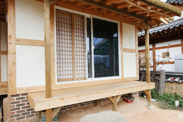 Others 4, Gurye Unjoru Makdungi Hanok Stay, Gurye