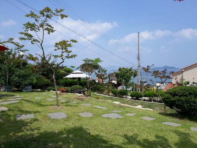 4, Namhae Sea Garden Pension, Namhae