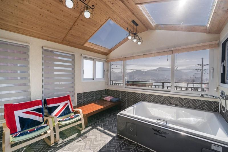 Others 1, Namhae Tiffany Pension, Namhae