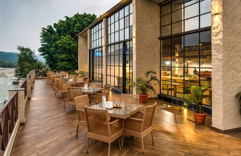 Food & Drinks 5, Manu Maharani Resorts, Nainital