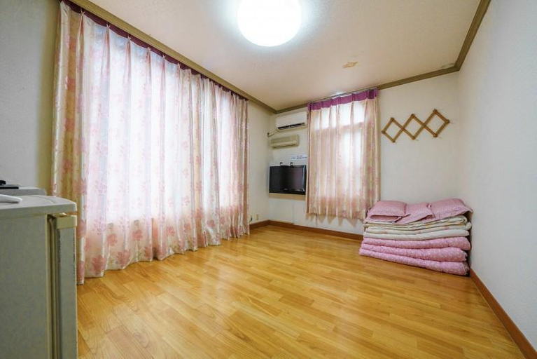 Others 4, Wonju Keundol Pension, Hoengseong