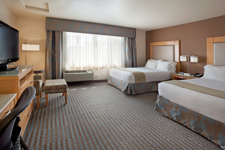 Bedroom 4, Holiday Inn Express MONTEREY-CANNERY ROW by IHG, Monterey
