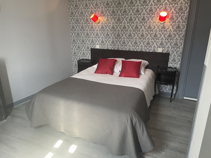 Bedroom 3, Au Chapon Fin, Vienne