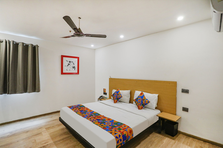 Bedroom 2, Fabhotel F9 Sector 58, Gautam Buddha Nagar