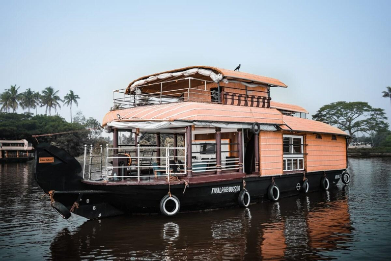 Others 3, Honeymoon Houseboat, Alappuzha