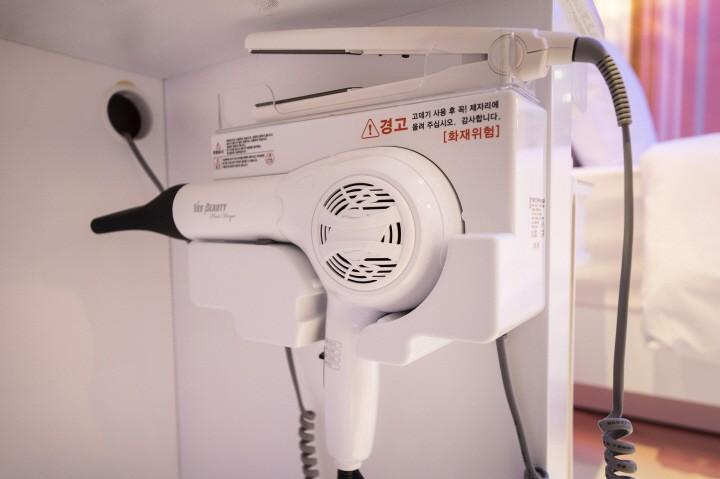 3, Cheonan Myeongpum Drive-in Self check-in Hotel J, Cheonan