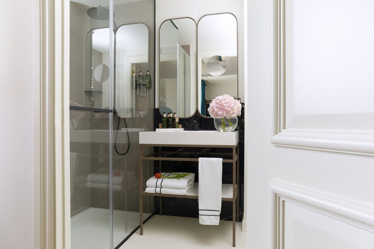 Bathroom 4, Villa Marquis a Member of Melia Collection Tour Eiffel, Paris