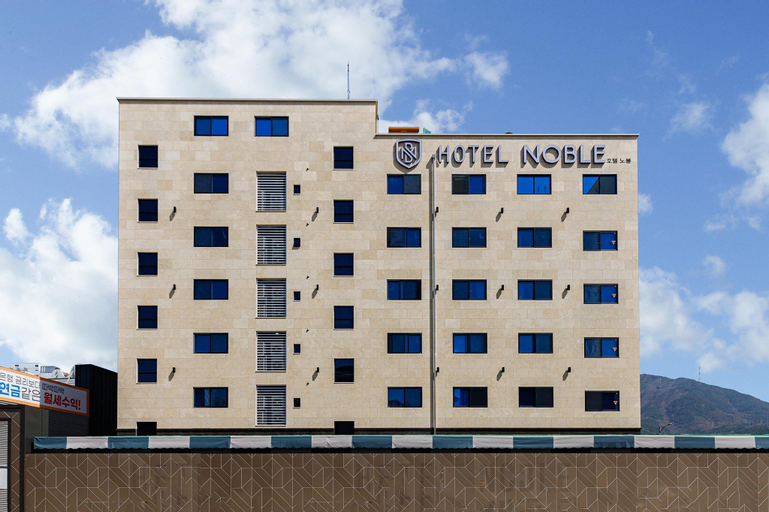 Daegu Hyeonpung Hotel Noble, Dalseong