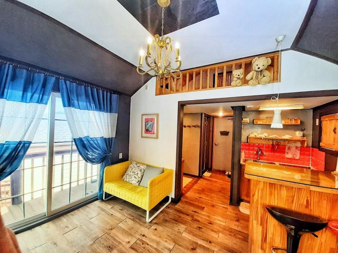 Bedroom 2, Orange Pill Pension in Namhae, Namhae