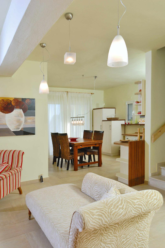 Others 5, Villa Ares with private pool and a spectacular seaview, Crete