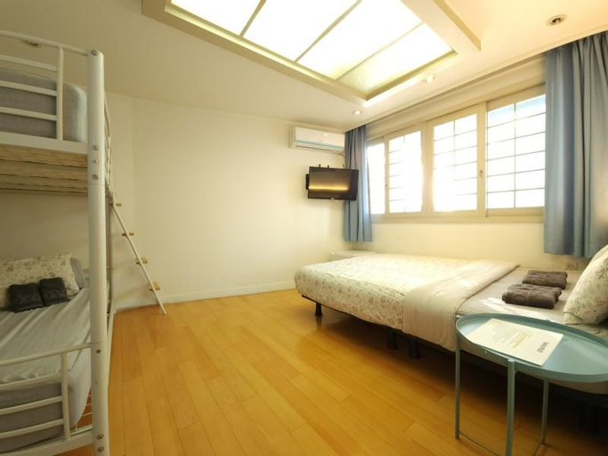 Bedroom 2, Seoul Myeongdong Rooftop Hostel, Jung