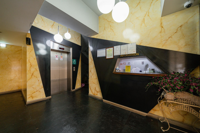 Interior view, Cheongju Dione, Cheongju