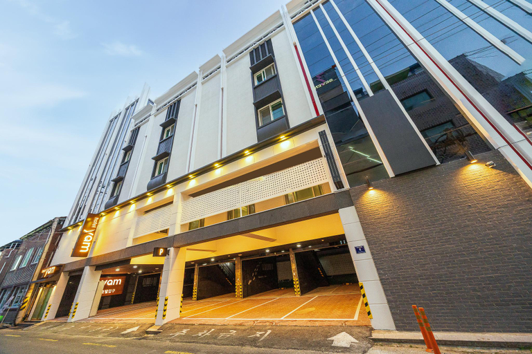 Exterior view 3, Jinjuseong YAM, Jinju