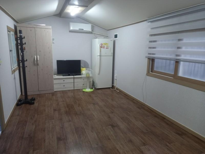 Others 5, Samcheok Healing House Pension, Samcheok