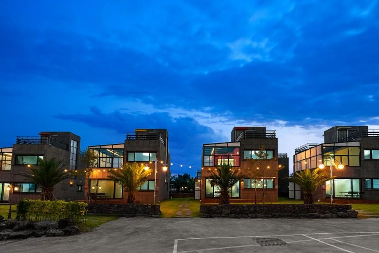 Seogwipo JB Pool Villa, Seogwipo