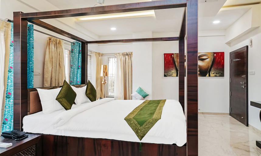 Bedroom 1, Treebo Hotel A1, Nagpur