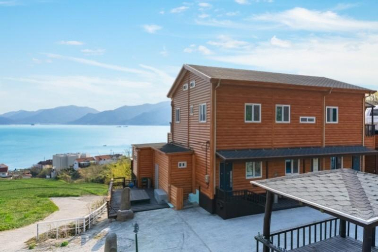 Exterior & Views 1, Namhae Delkko Pension, Namhae