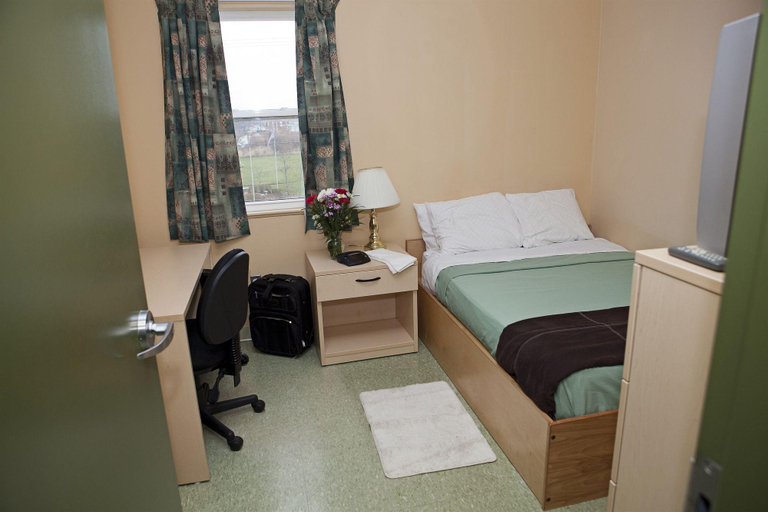 Bedroom 2, Glendenning Hall, Queens