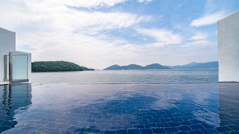 Sport & Beauty 2, Geoje Island Santorini Pool Villa, Geoje