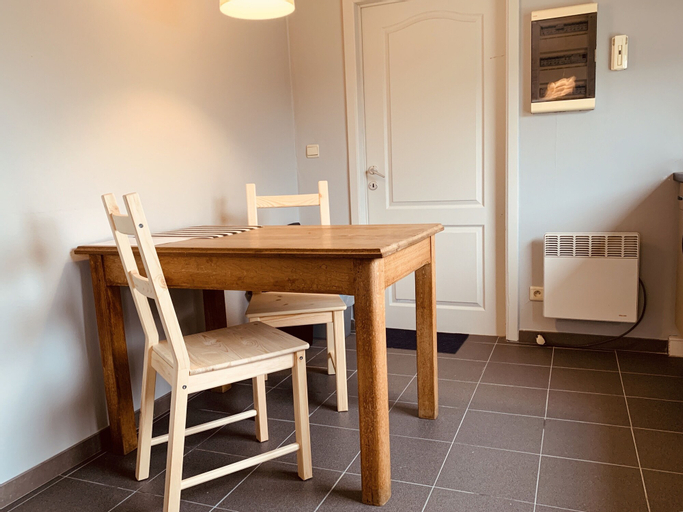 Dining Room 11