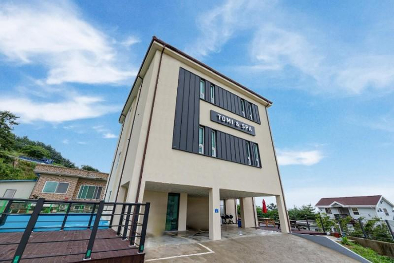 Buan Tomi N Spa Pension, Buan
