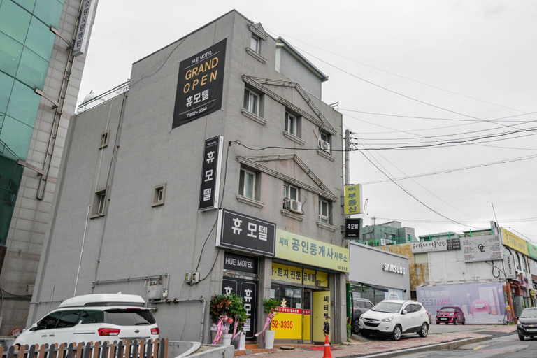 Others 5, Paju Munsan Hue, Paju