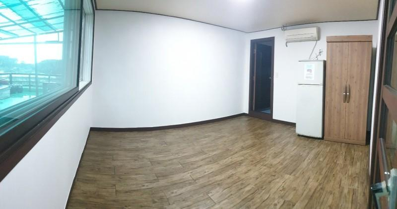 5, Daebudo Pine Forest Pension, Ongjin