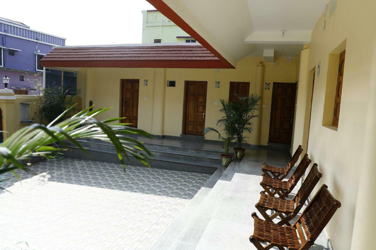 Public Area, Nest Guest House, Khordha