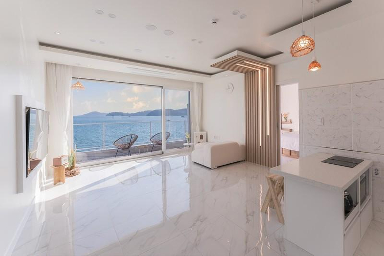 Others 5, Namhae Sealight Space Pension, Namhae