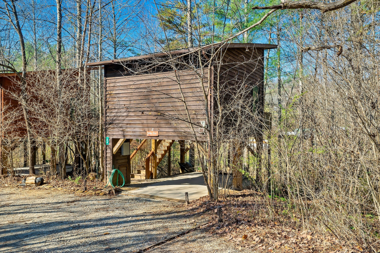 Exterior & Views 2, Rivers Edge Treehouses, Graham