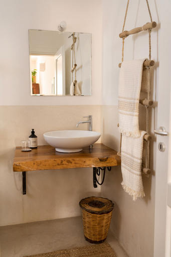 Bathroom, Sikalindi, Lecce