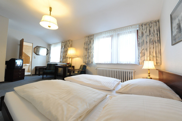 Bedroom 15