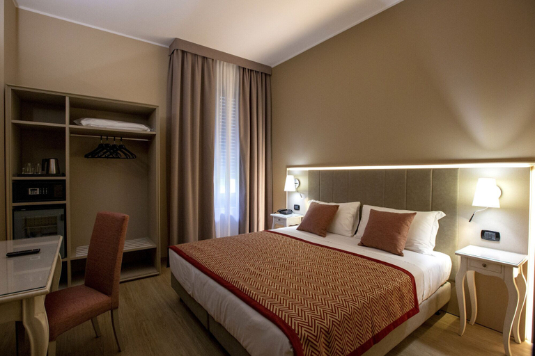 Bedroom 3, Hotel Villa Malpensa, Varese