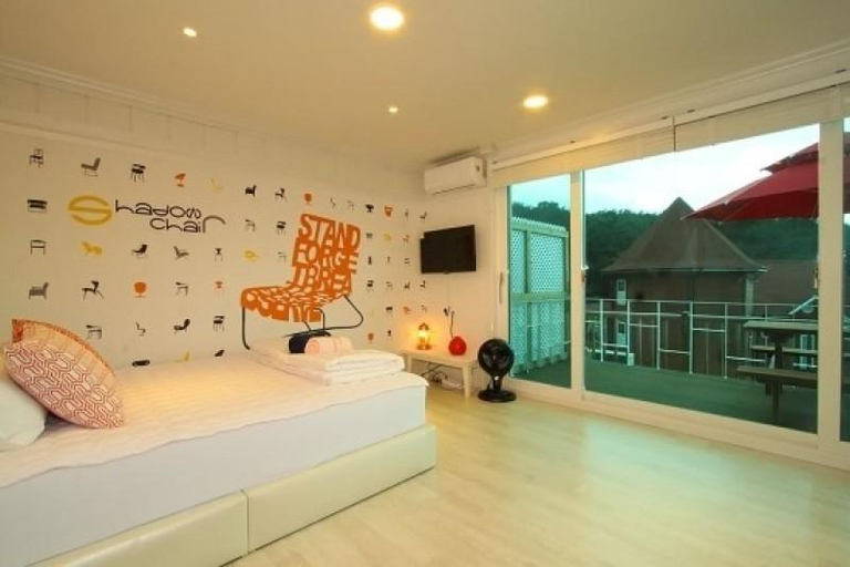 Bedroom 1, Gyeongju Summer Pension, Gyeongju